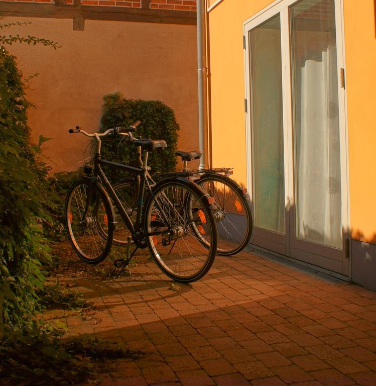 Apartment Yachthafen Waren Exterior photo